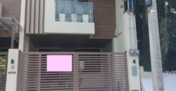 Beautiful House And Lot For Sale In Paranaque