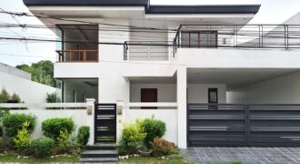 Premier Modern House For Sale in BF Homes, Paranaque