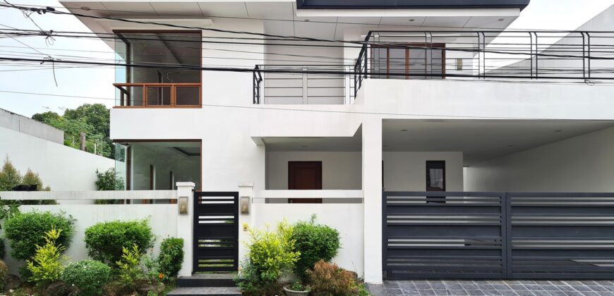 Premier Modern House For Sale in BF Homes, Paranaque