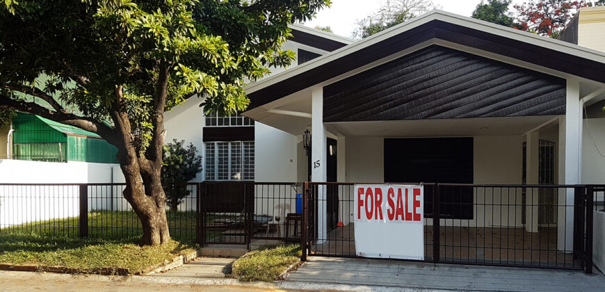 Renovated 4-Bedroom Bungalow in BF Homes, Paranaque