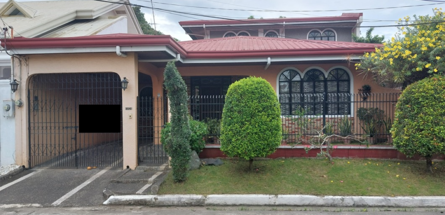 Beautiful 2 storey House and Lot For Sale In Paranaque