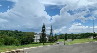 Residential Lot for Sale in Tagaytay Highland with Overlooking