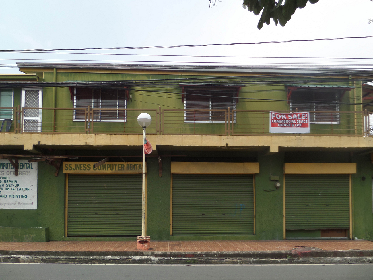 FOR SALE: Commercial Building In a 317sqm Corner Lot in Las Pinas