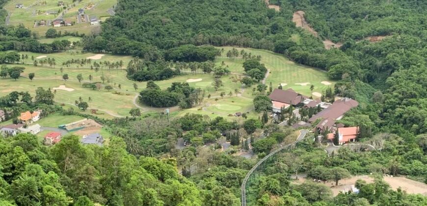 Residential Lot for Sale in Tagaytay Highland with Overlooking