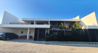 Stunning Brand new Luxury Home In Calamba Laguna