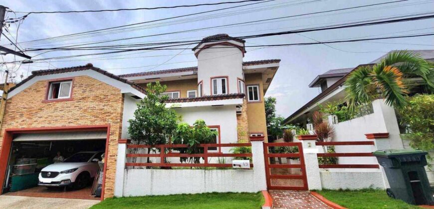 Well Maintained Classic Design House in Tahanan Village