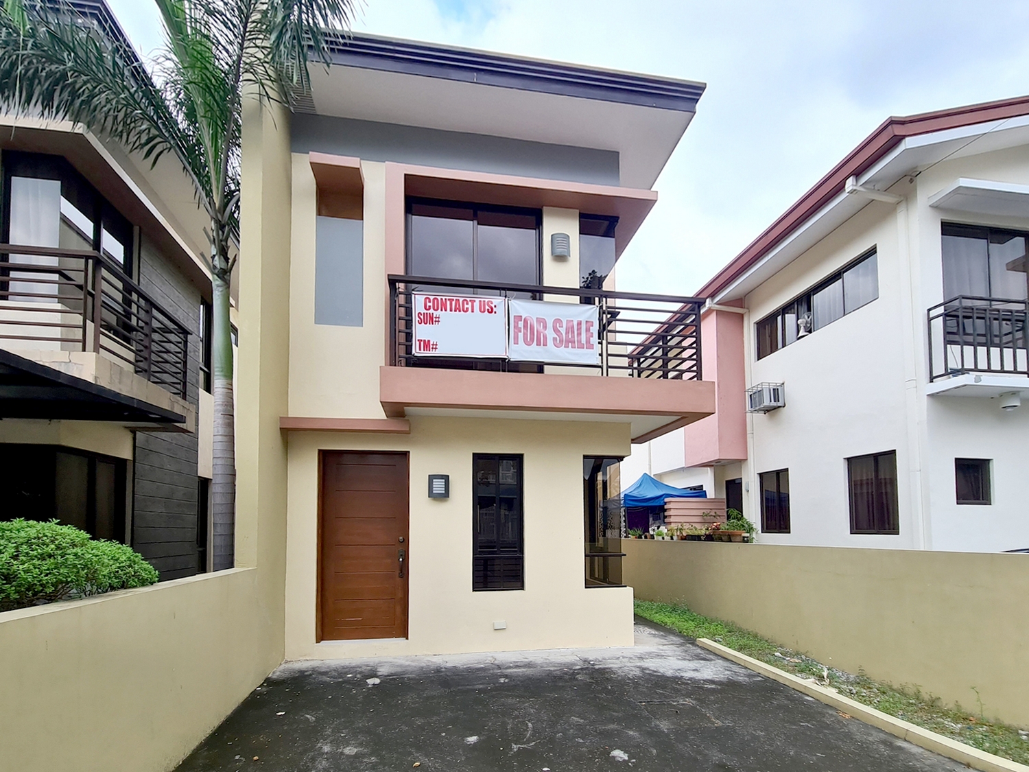 2-storey Home with Bachelor’s Pad For Sale in Pilar Village