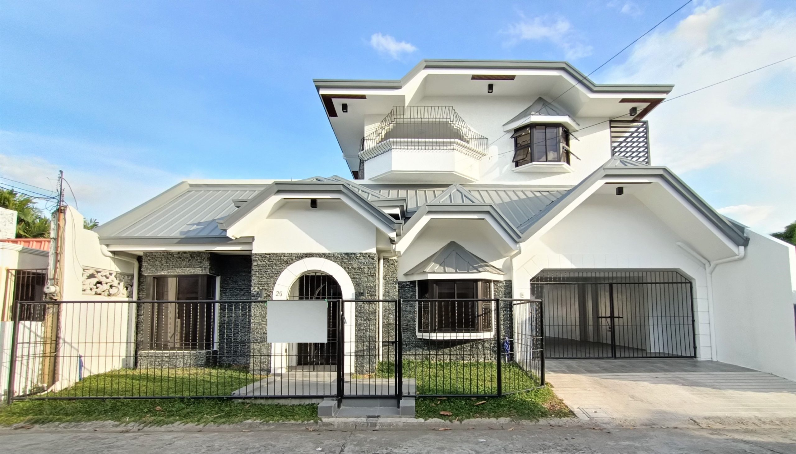 A2-Storey House for Sale in Pilar Village, Las Pinas