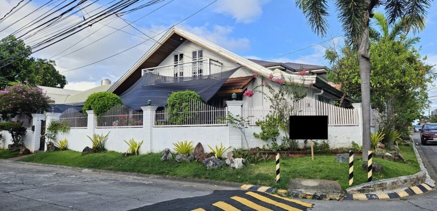 Well maintained Bungalow in BF Homes Paranaque