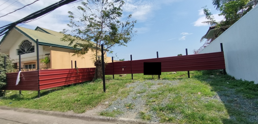 Lot For Sale In BF Homes Las Pinas