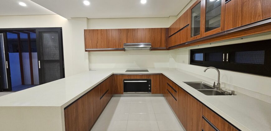 Behind the Walls of Modern Elegance: Brandnew House for Sale in Tahanan Village Paranaque