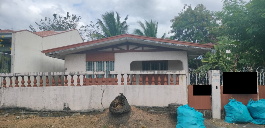Fixer Upper For Builders Lot For Sale In BF Resort Las Pinas