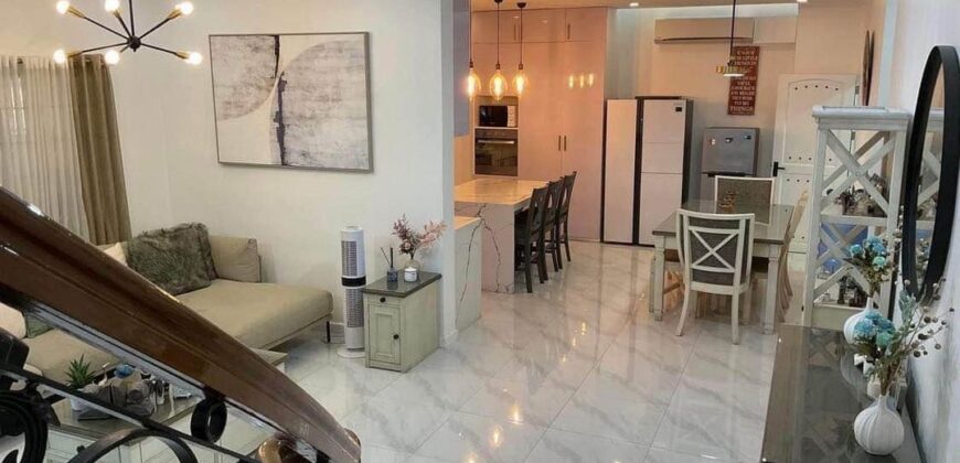 3 Storey House for Sale in Paranaque