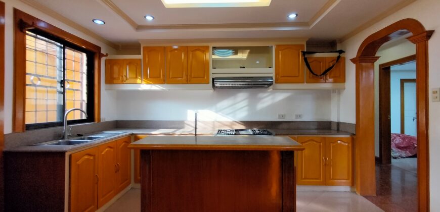 House For Rent In BF Homes Paranaque