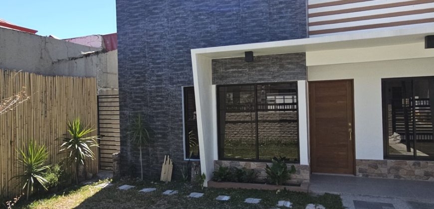 Fully Renovated Bungalow in BF Homes Las Pinas