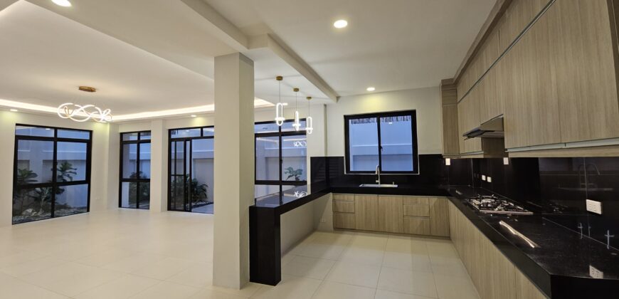 Chic & Contemporary: Newly Renovated House in BF Homes Paranaque