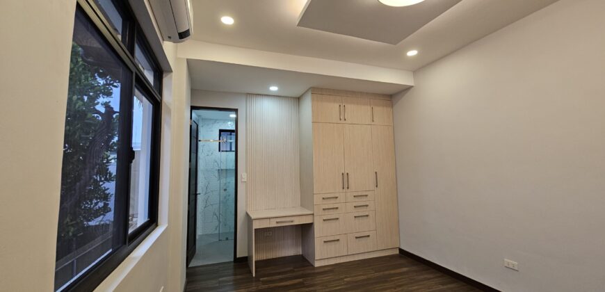 Chic & Contemporary: Newly Renovated House in BF Homes Paranaque