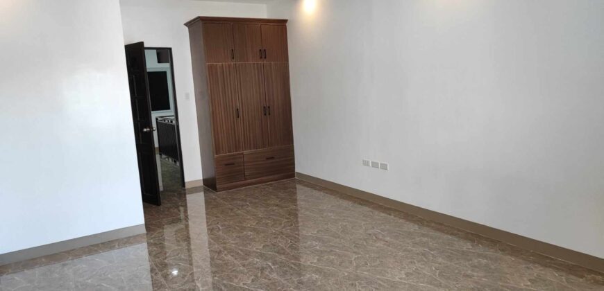 Beautiful Town House For Sale In Paranaque