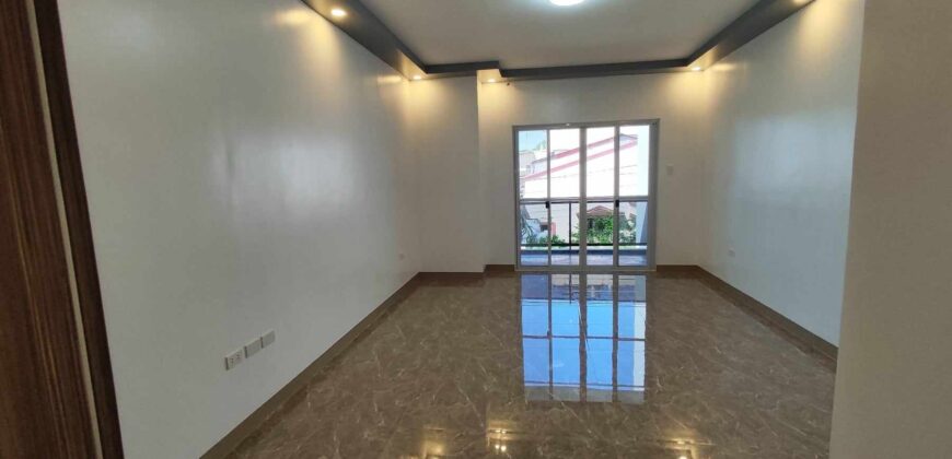 Beautiful Town House For Sale In Paranaque