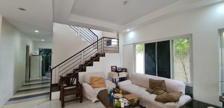 2-storey Modern House with Big Garden and Roof Deck For Sale in Pilar Village