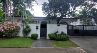 Bungalow House And Lot For Sale In Ayala Alabang Village