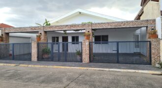 Tuscan Inspired Bungalow For Sale in BF Homes, Las Pinas