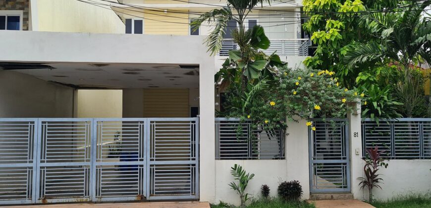 2-storey Modern House with Big Garden and Roof Deck For Sale in Pilar Village
