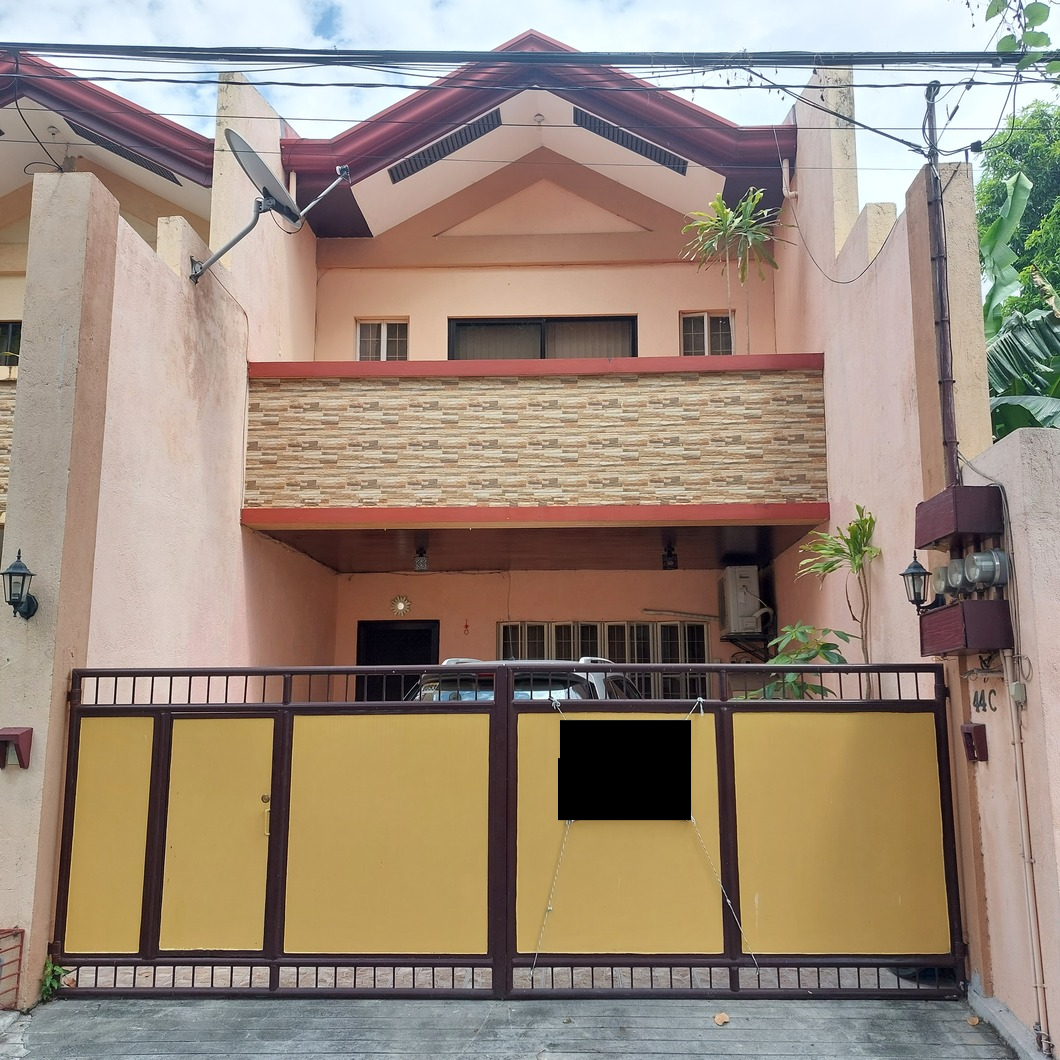 2 Story House And Lot For Sale In Paranaque