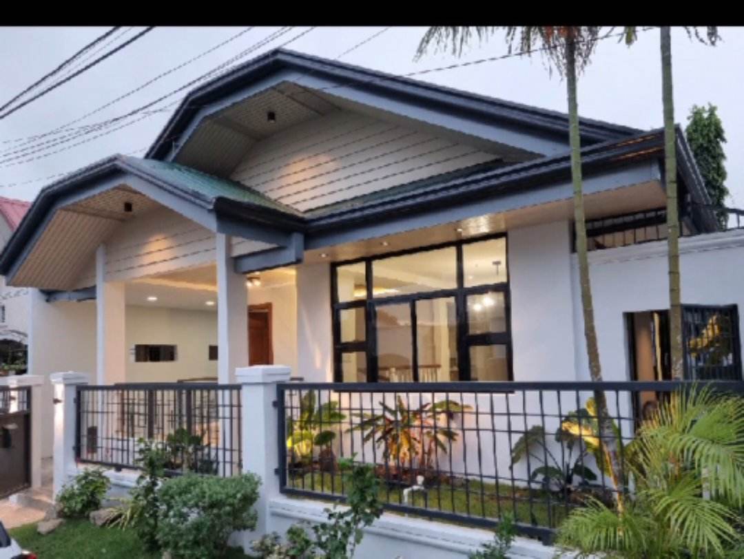 House & Lot for sale BF Las Piñas