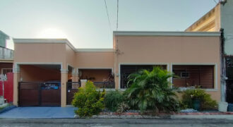 Artsy Bungalow For Sale in BF Almanza, Las Pinas