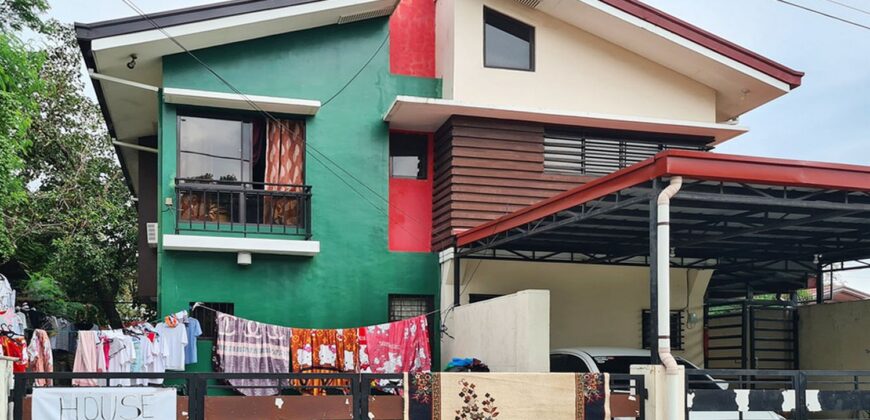 Occupied by Owner, Duplex for Sale in Pilar Village