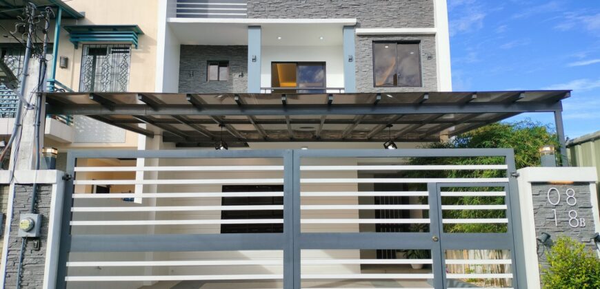 Brand New House in BF Resort Las Pinas
