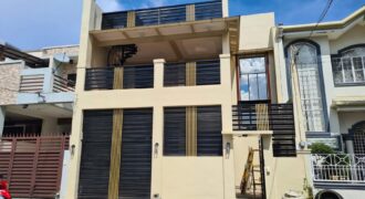 2-Storey with Roofdeck and Garden for Sale in BF Resort Las Pinas