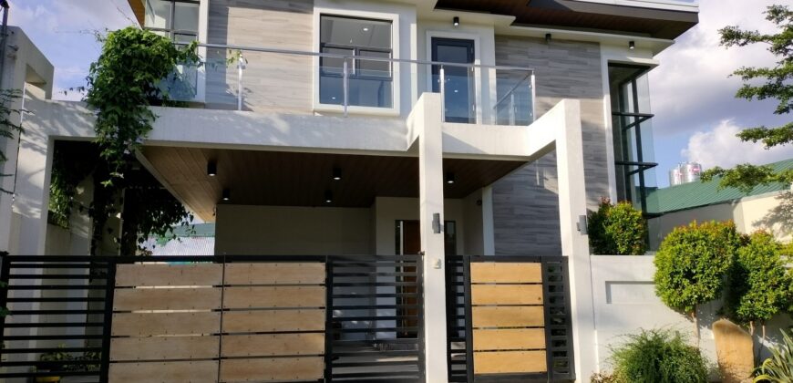 Elegant Brand New Modern 2 Story House For Sale in Betterliving Subd. Paranaque