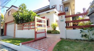 Well Maintained Classic Design House in Tahanan Village