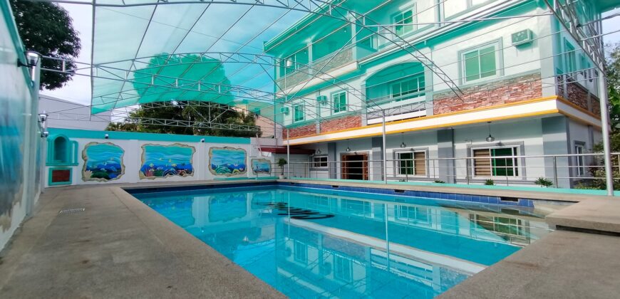 3-storey Fully Furnished Resort in Pansol, Laguna