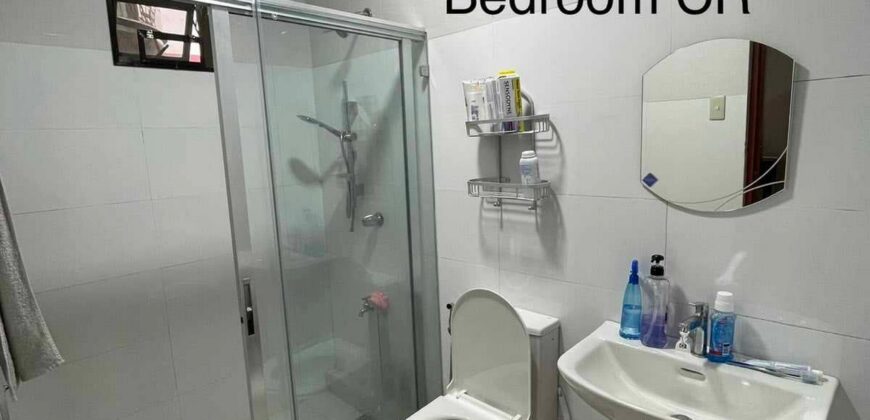 2 Storey House with 3 Bedrooms