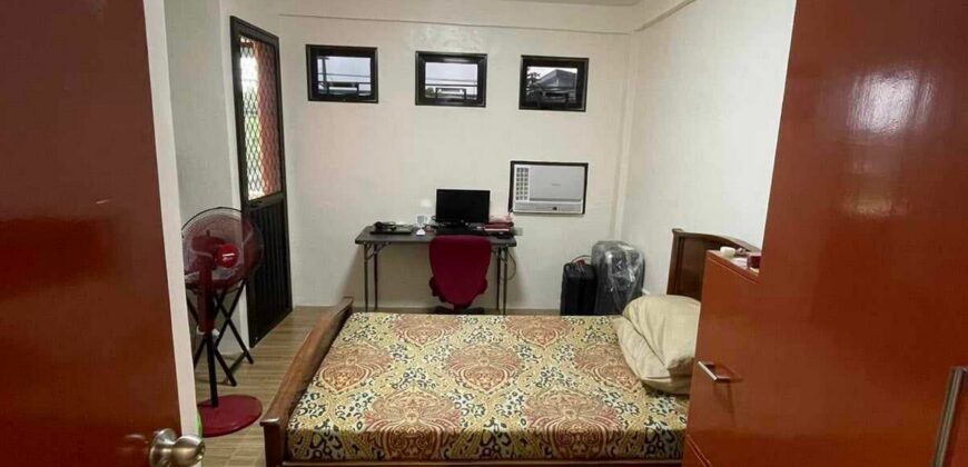 2 Storey House with 3 Bedrooms