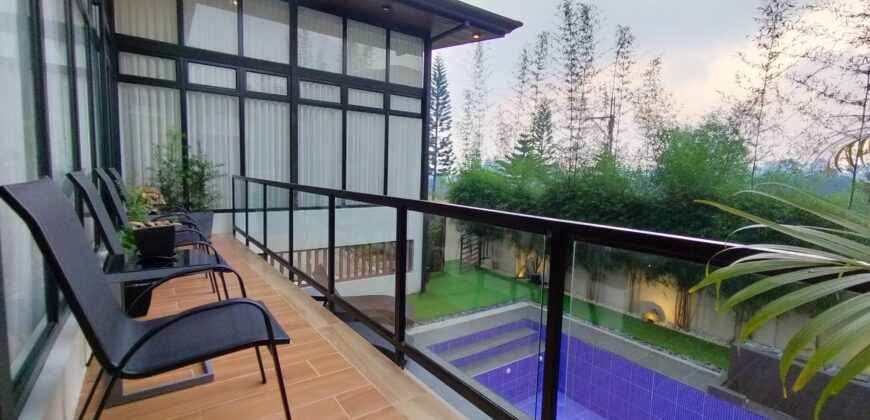 Modern Tropical Fully Furnished Twin House For Sale in Tagaytay Cavite