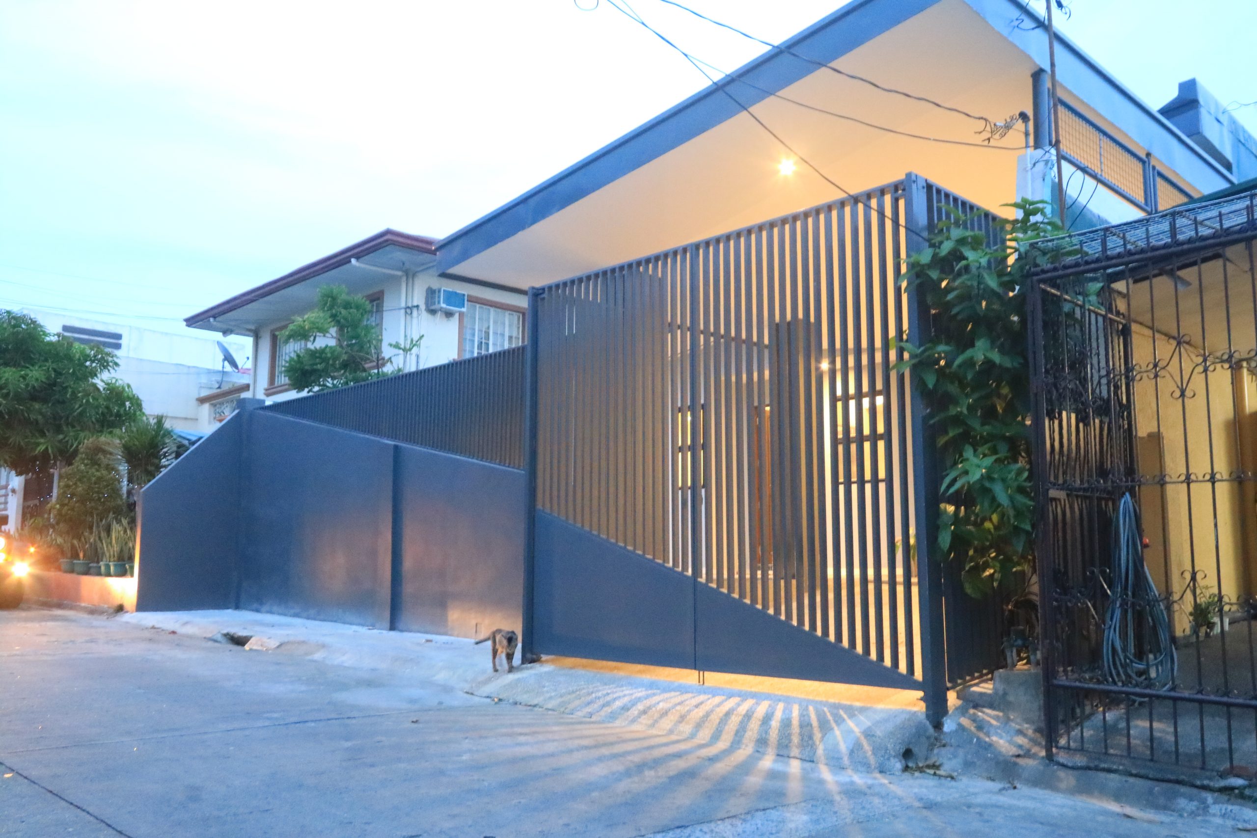 Fully Renovated Bungalow House For Sale in Bf Resort