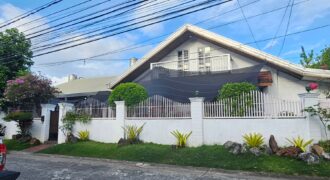Well maintained Bungalow in BF Homes Paranaque