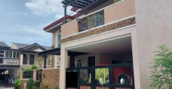 Corner House And Lot For Sale In Paranaque