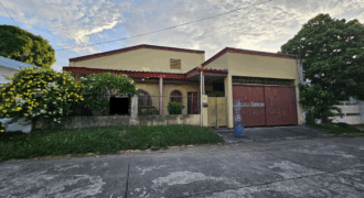 Bungalow House in BF Homes, Paranaque