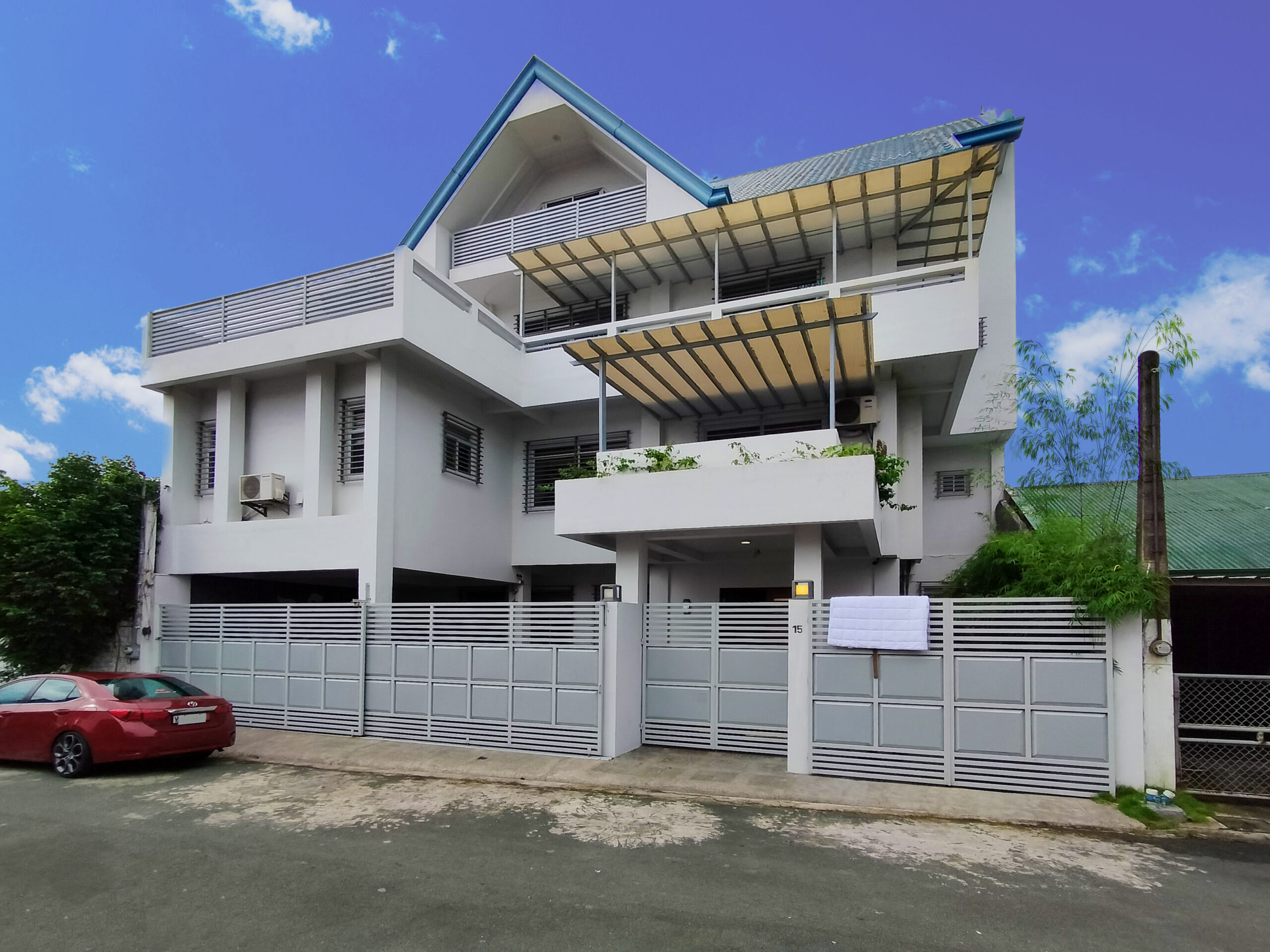 Massive 4-Storey House with Indoor Swimming In Las Pinas