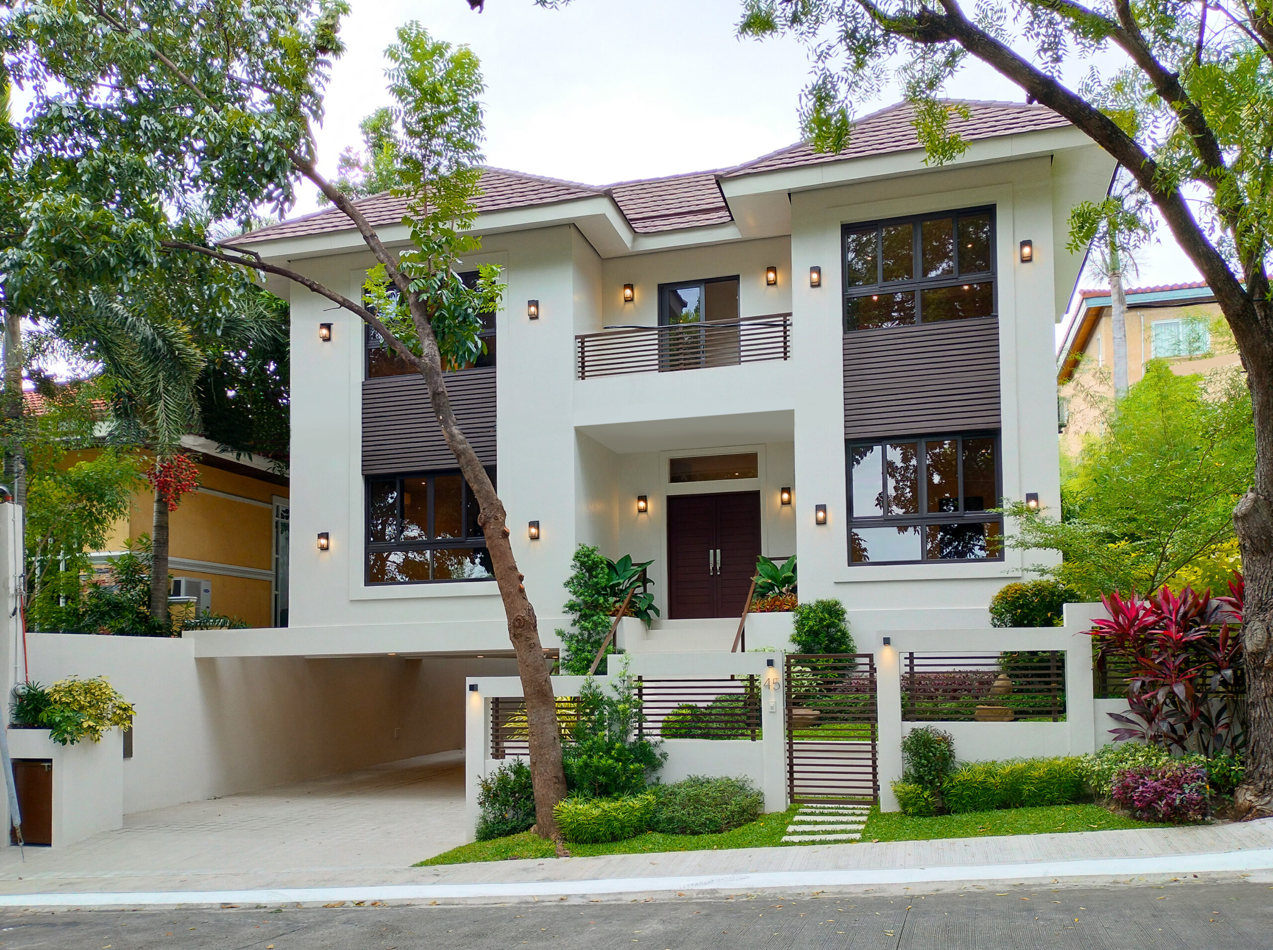 Brand New 6-Bedroom Property in Hillsborough Alabang