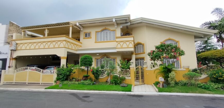 Massive Corner House for Sale in BF Homes Paranaque