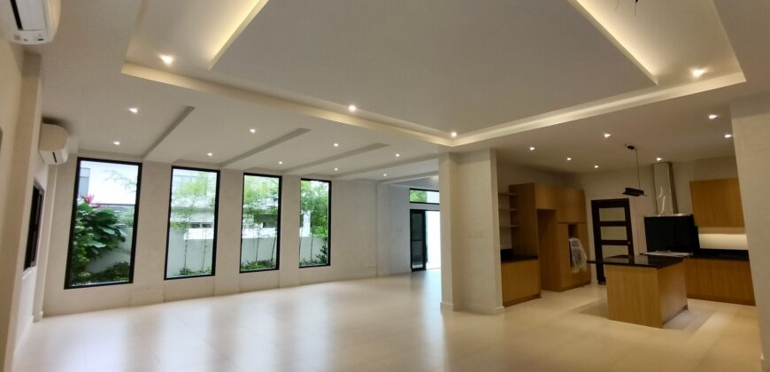 Brand New 6-Bedroom Property in Hillsborough Alabang