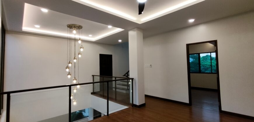 Brandnew 3-Story Modern Houses with Swimming Pool in Merville Paranaque
