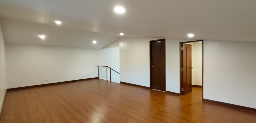 Brandnew 3-Story Modern Houses with Swimming Pool in Merville Paranaque