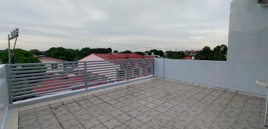 Massive 4-Storey House with Indoor Swimming In Las Pinas